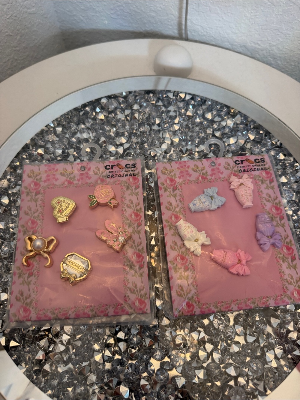 CROCS Pink and Gold Kids Jibbitz Charm Pack - Floral & Bow Designs